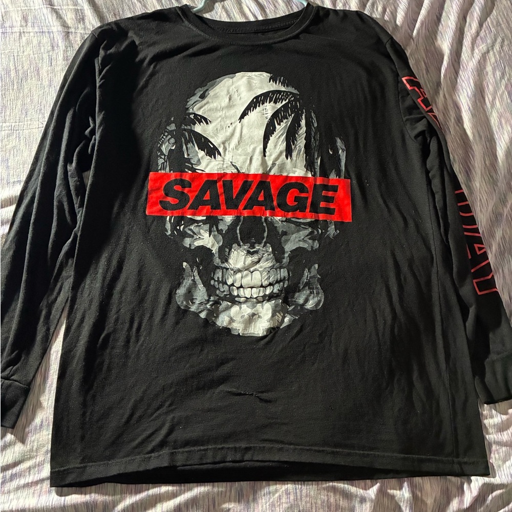 Savane Black Long Sleeve with Red Graphic